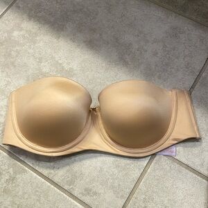 Savage X Fenty strapless bra